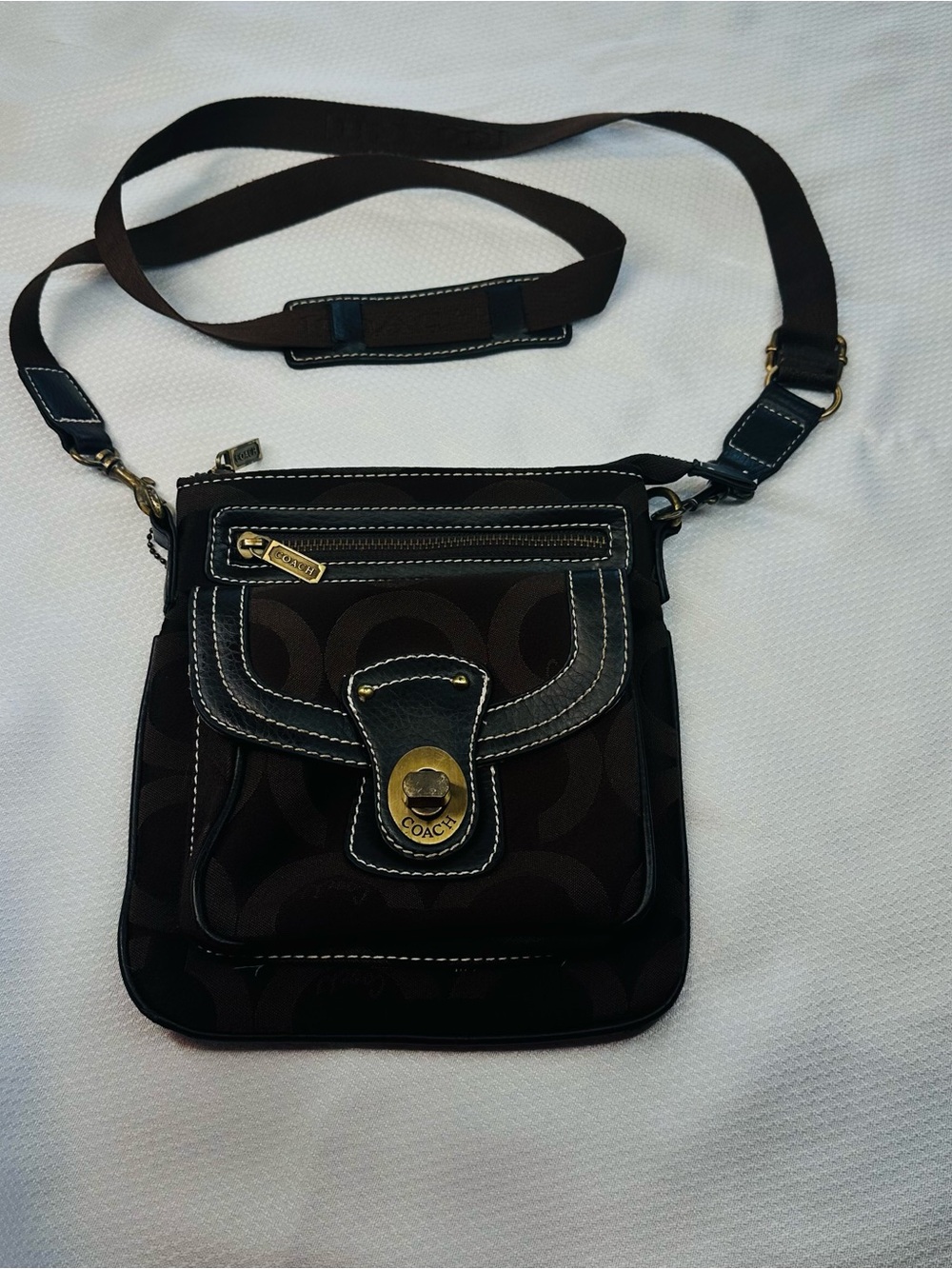 Vintage Coach Dark Brown Signature Crossbody Bag with Gold Hardware
